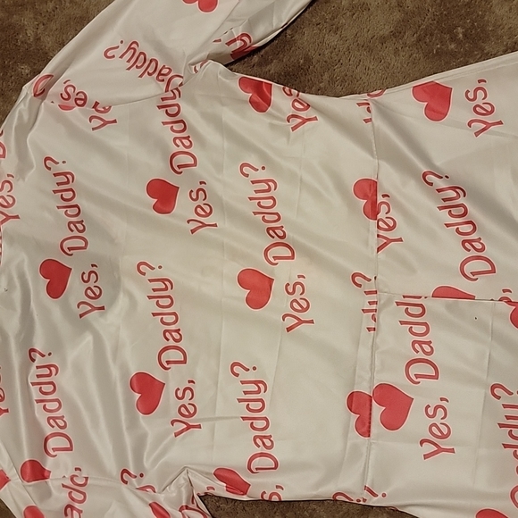 Lounge wear. One piece. Size medium - Picture 11 of 11